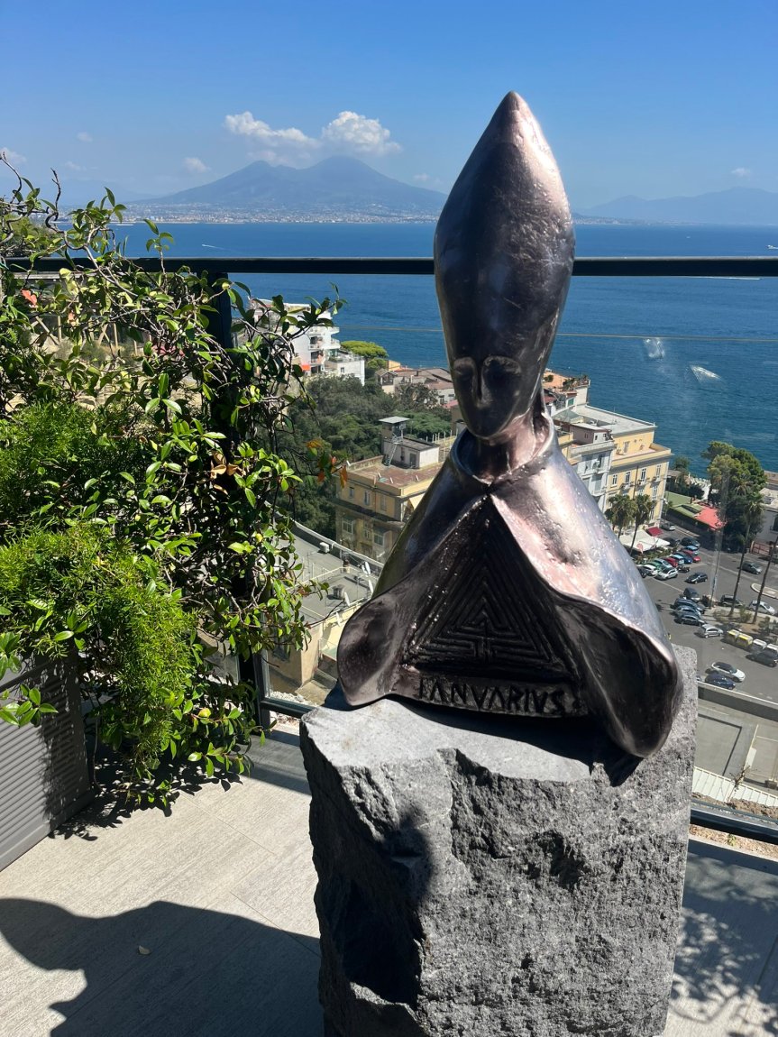 🙏🩸 Nel Cuore di Napoli: San Gennaro, Fede e il Miracolo del Sangue&nbsp;🌟🇮🇹
